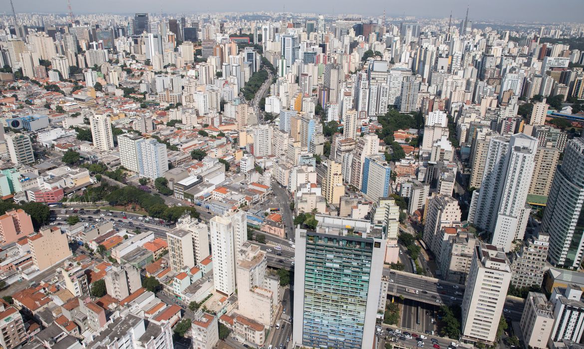 mercado-imobiliario-tem-reducao-de-9,5%-nas-vendas-no-3o-trimestre