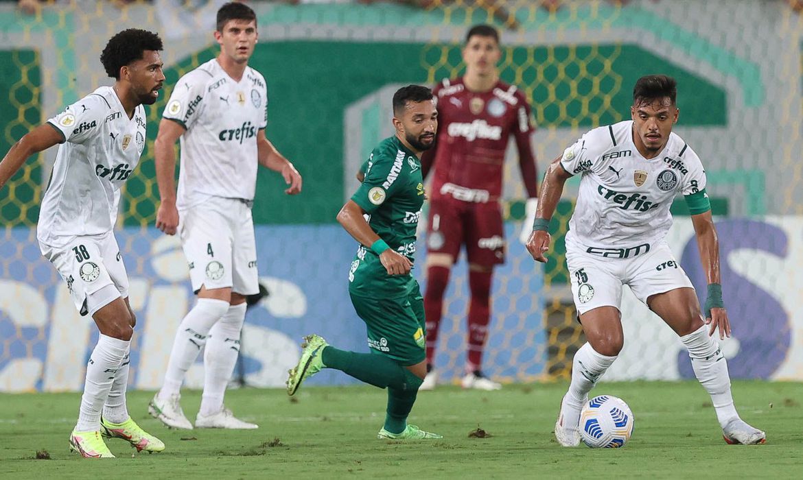 Brasileiro: Palmeiras derrota Cuiabá por 3 a 1